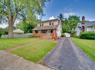 20956 Parklane Dr, Fairview Park, OH 44126
