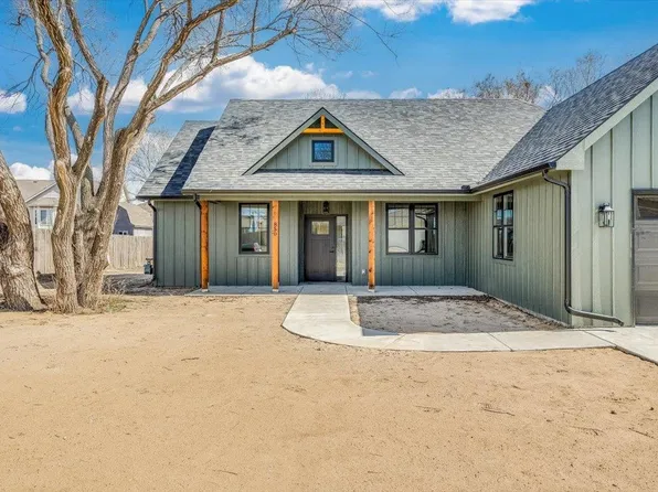 850 E Karla Ct, Haysville, KS 67060