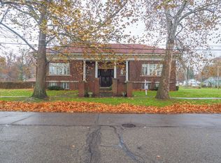 555 E Mansion St, Marshall, MI