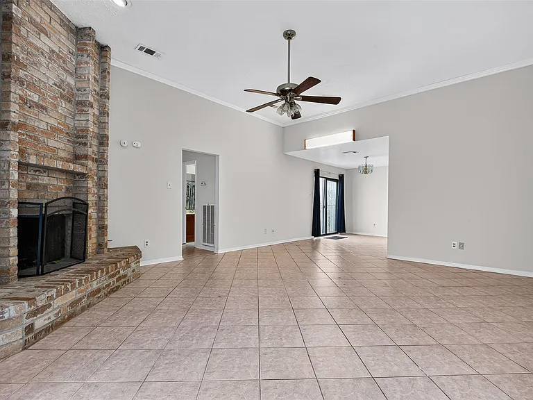 6603 Grandvale Dr — Photo 7