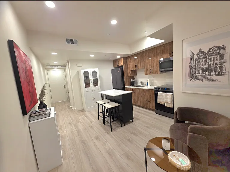 THECoronado — Photo 27