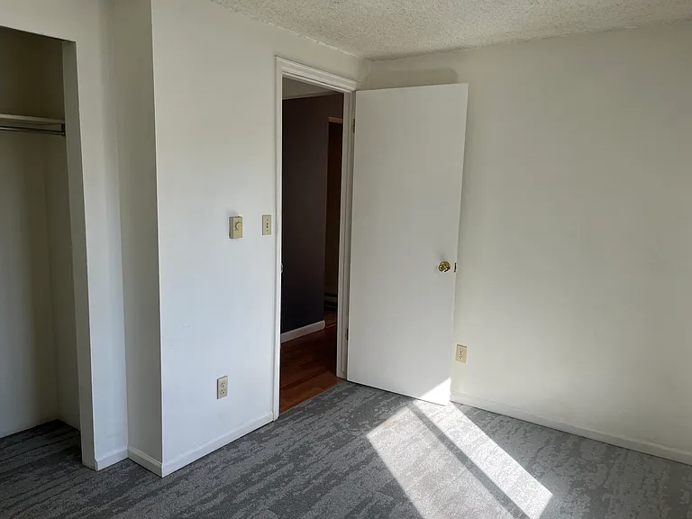 1224 Maple St — Photo 8