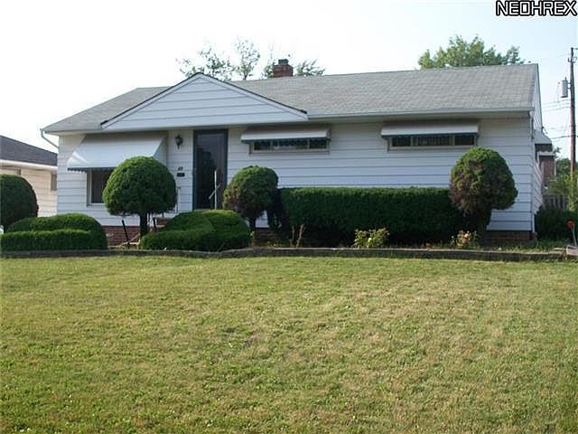 1st image of 49 Meadowgate Blvd