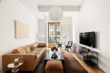 99 John Street, #1118