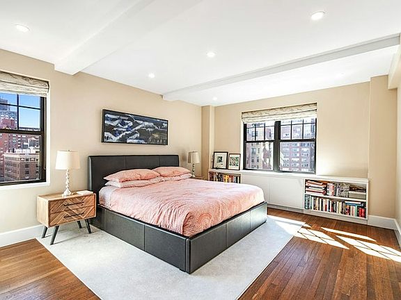 4th image of 785 Park Ave APT 14A