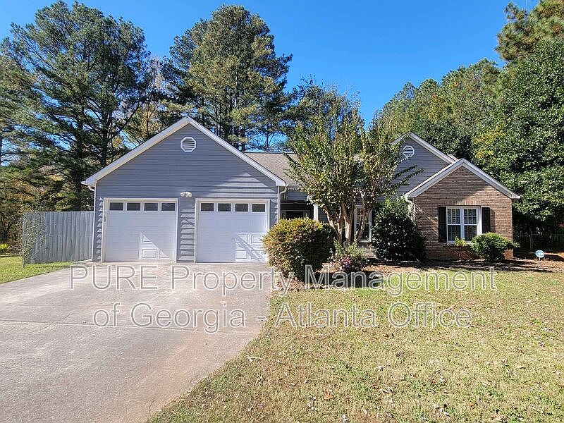 1st image of 102 Laguna Springs Dr