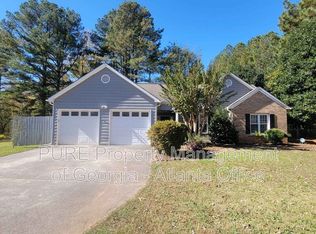 102 Laguna Springs Dr, Woodstock, GA 30188