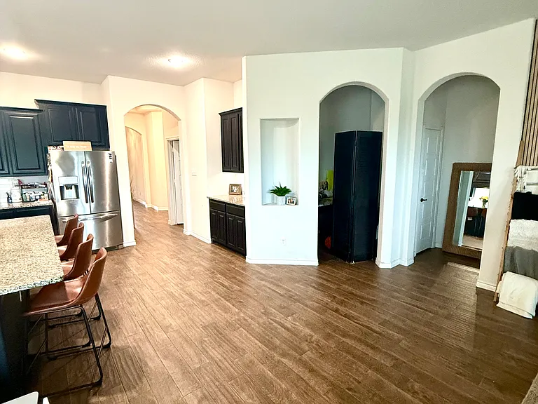 4079 Ellinger Dr — Photo 13