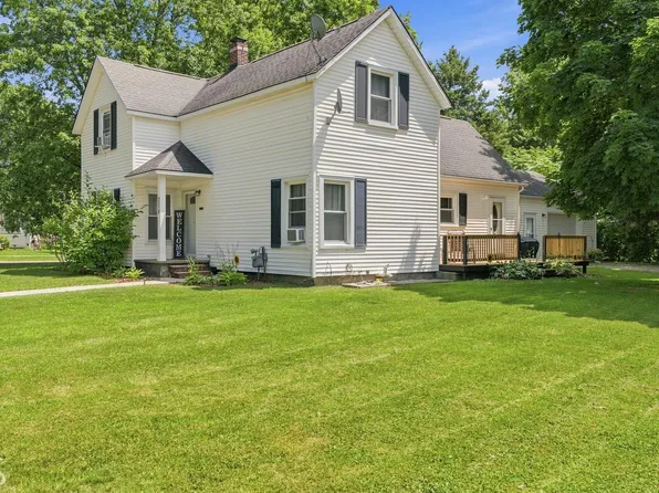 206 E Wood St, Yale, MI 48097