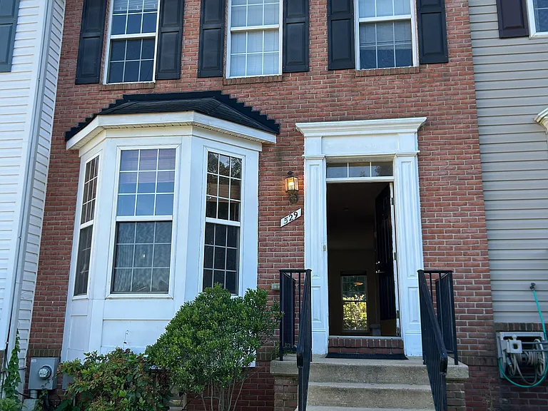 529 Ellison Ct — Photo 1
