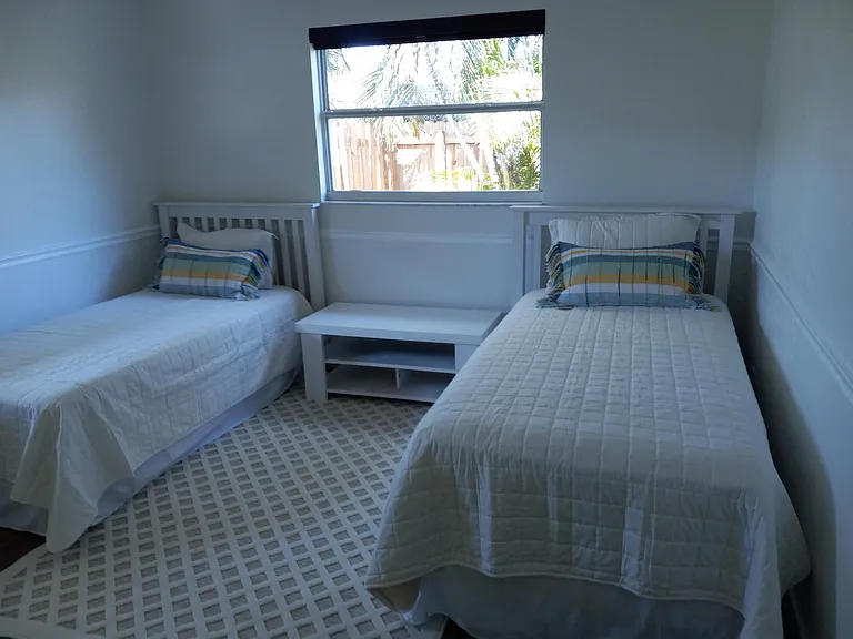 5148 Napoli Dr — Photo 7