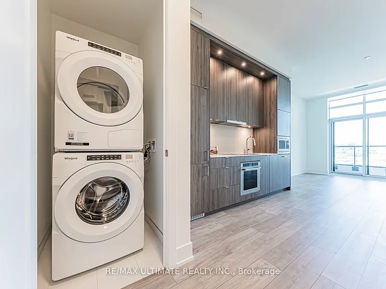 858 Dupont St #Penthouse 16 — Photo 26