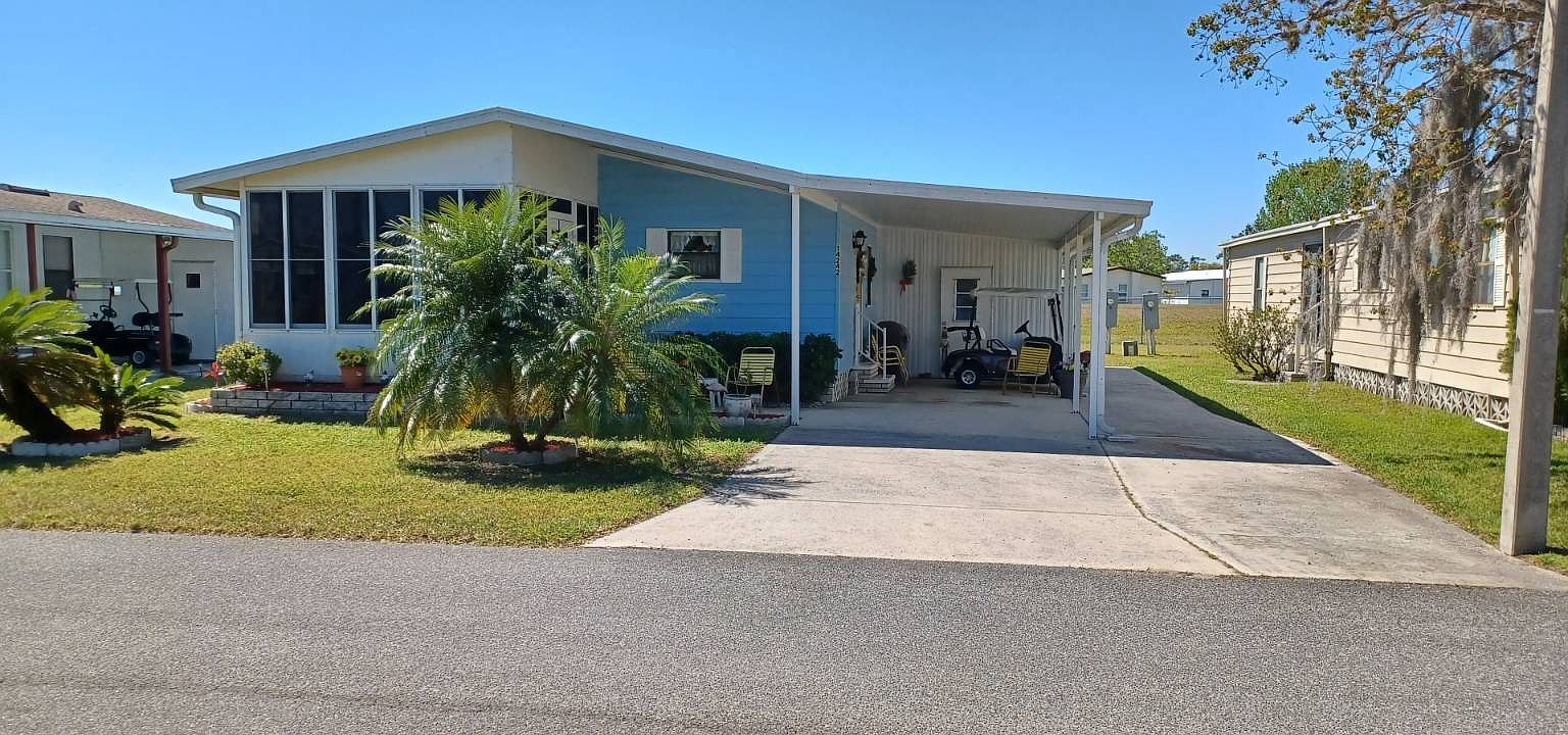 14242 Forest Oaks Dr