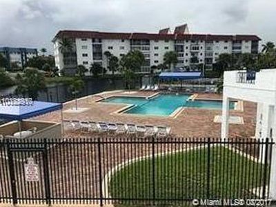 4801 NW 22nd Ct APT 200, Lauderhill, FL, 33313