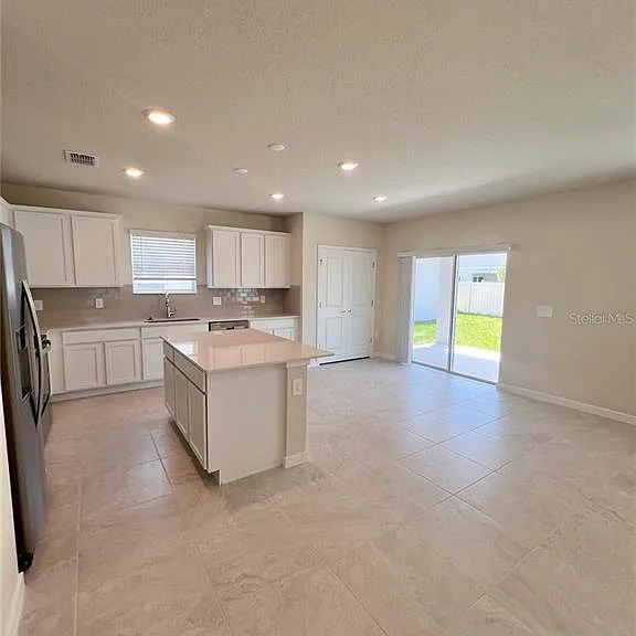 1297 Regal King Dr — Photo 7