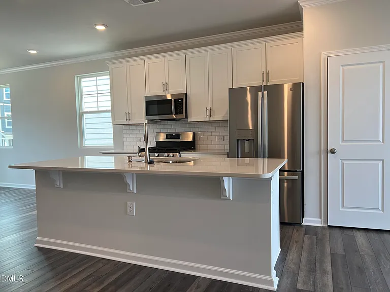 642 Gimari Dr — Photo 15