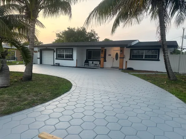 7181 Pines Blvd, Hollywood, FL 33024