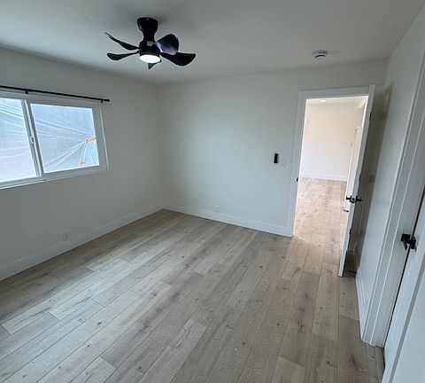 5th image of 460 S Olive St APT C