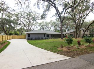 2558 Red Fox Rd, Orange Park, FL 32073