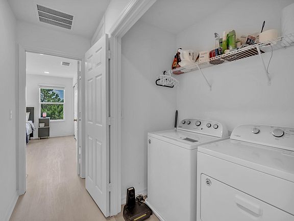 4th image of 3761 Hampton Chase Ln
