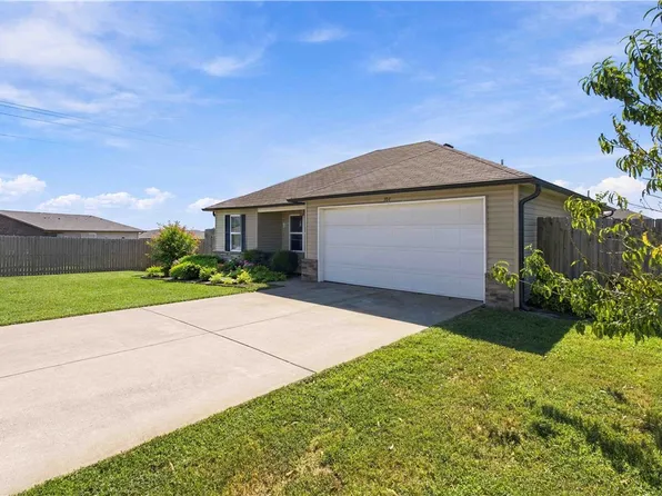 701 NW 68th Ave, Bentonville, AR 72713