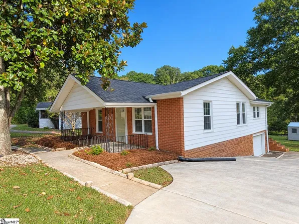 2817 Anderson Rd, Greenville, SC 29611