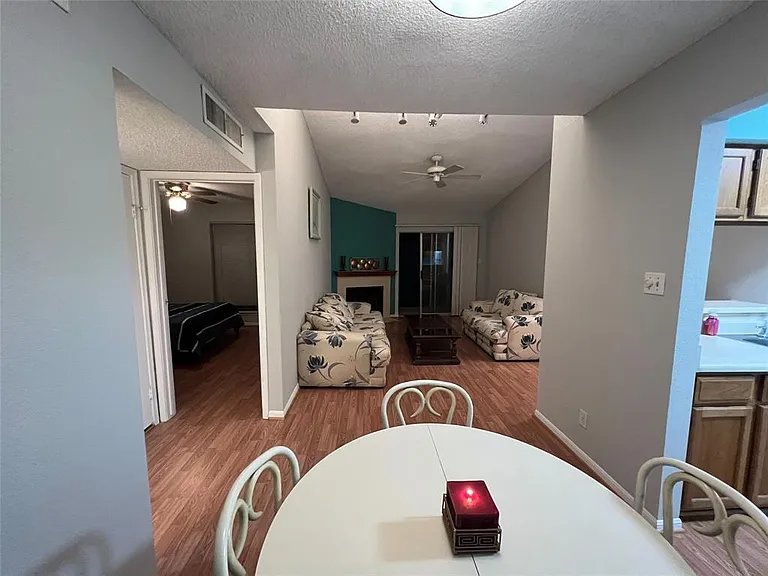 2120 El Paseo St #310 — Photo 21
