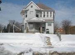 850 W 4th St, Waterloo, IA 50702