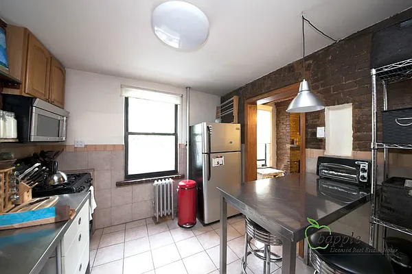 Rented by Bapple | media 22