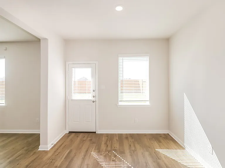 409 Sunny Highlands Dr — Photo 8