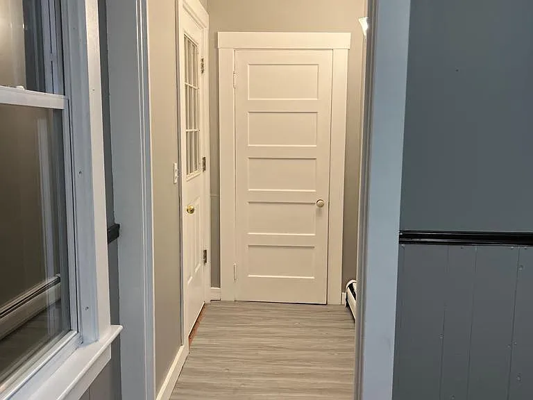 10 Bank St #10 — Photo 11