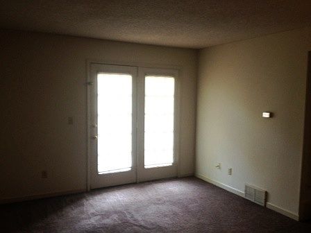 4th image of 3609 Mynders Ave APT 103