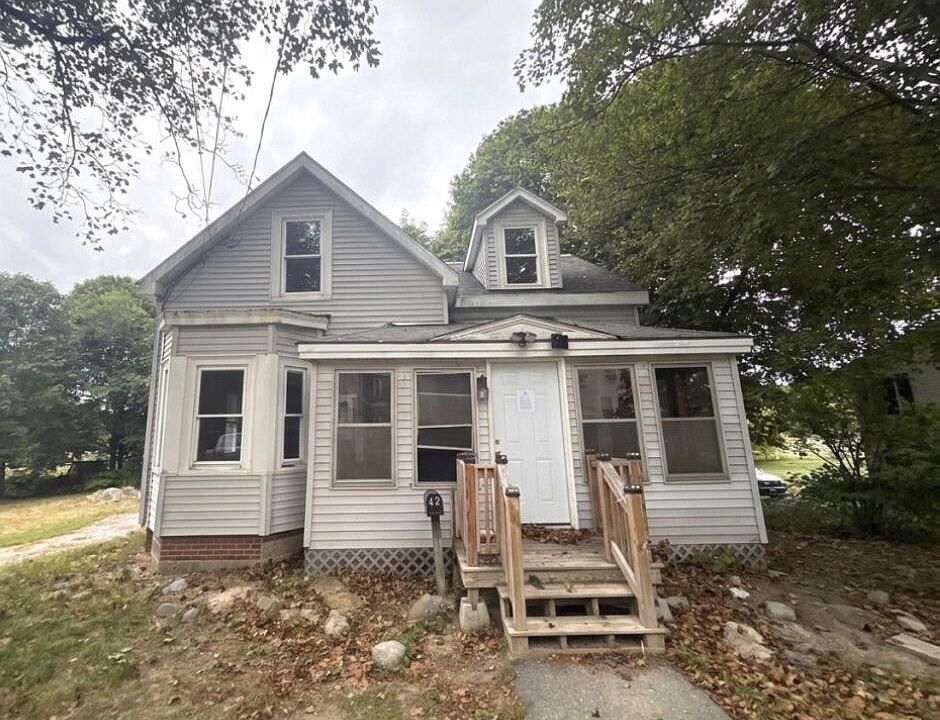 1st image of 42 Maple Street