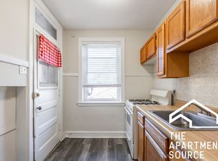 4220 N Clark St #1, Chicago, IL 60613