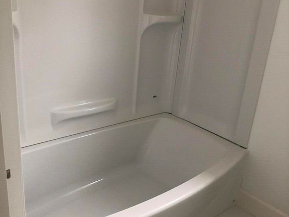 4th image of 155 Peaceful Ln