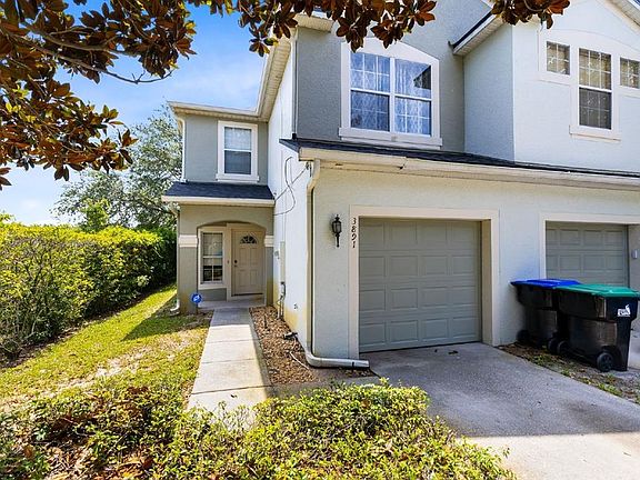 2nd image of 3891 Clubside Pointe Dr