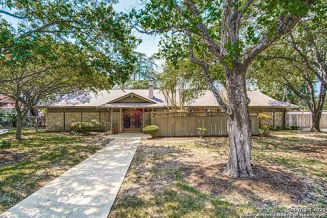 1st image of 2822 Belvoir Dr