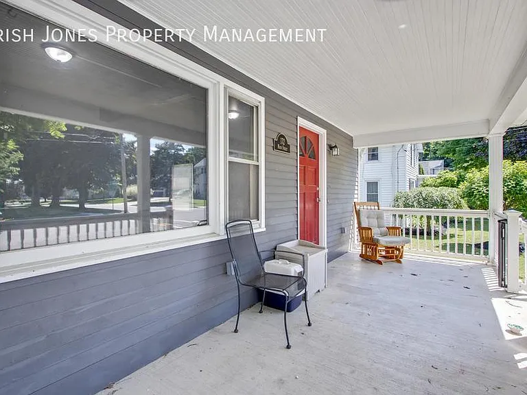 172 Main St — Photo 4