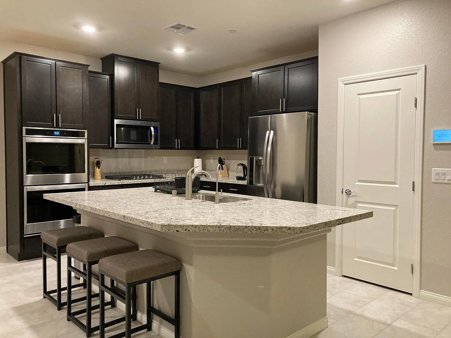 Bechstein Way, Las Vegas — Photo 1