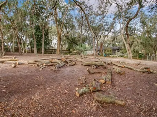 595 Amelia Cir, Fernandina Beach, FL 32034