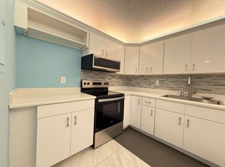 950 S Kanner Hwy E #E23, Stuart, FL 34994