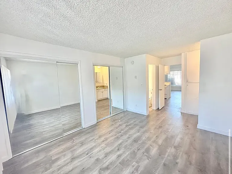 711 Machado Dr #4 — Photo 7