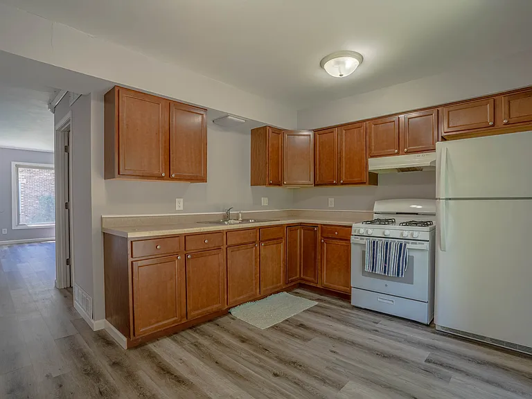 6874 Old Porter Rd #6874 — Photo 9