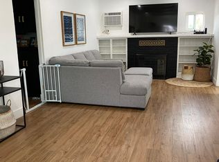 925 Park Ln, Corona, CA 92879
