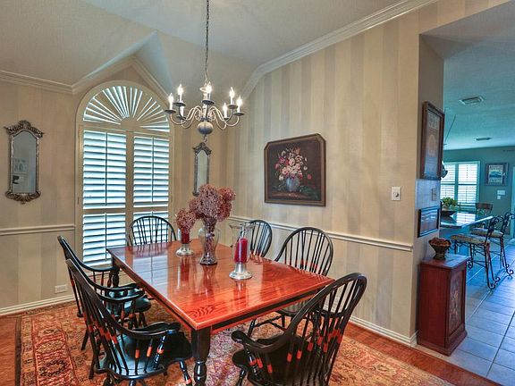 When you are ready to entertain in a more private dining environment this room is just the place. Imagine a candlelit dinner for your guests.