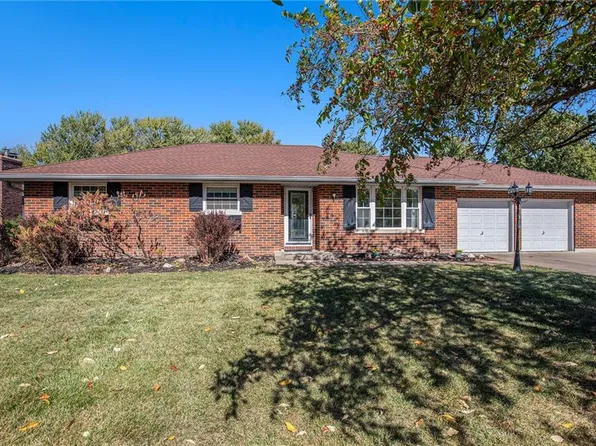 1010 SE 2nd Ter, Lees Summit, MO 64063