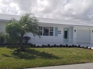 711 SW 16th St, Boynton Beach, FL 33426