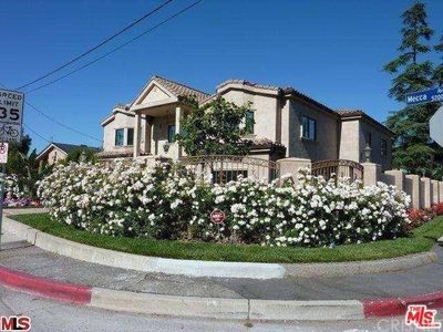 5200 Mecca Ave, Tarzana, CA, 91356