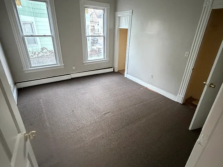 Lincoln St — Photo 11