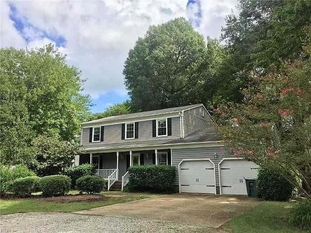1st image of 100 Emerald Ct